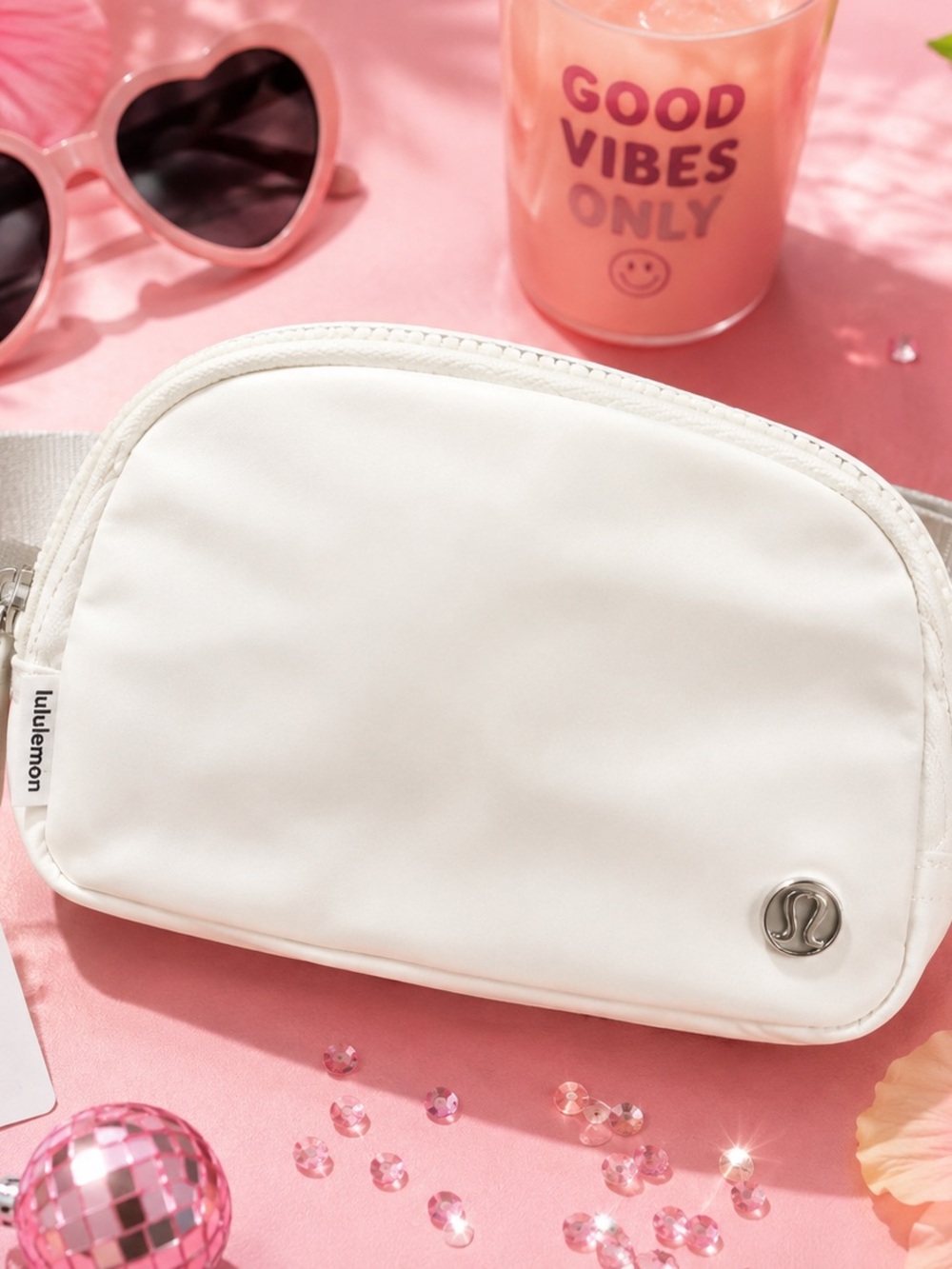 Lululemon Everywhere Belt Bag 1L White Silver NWT